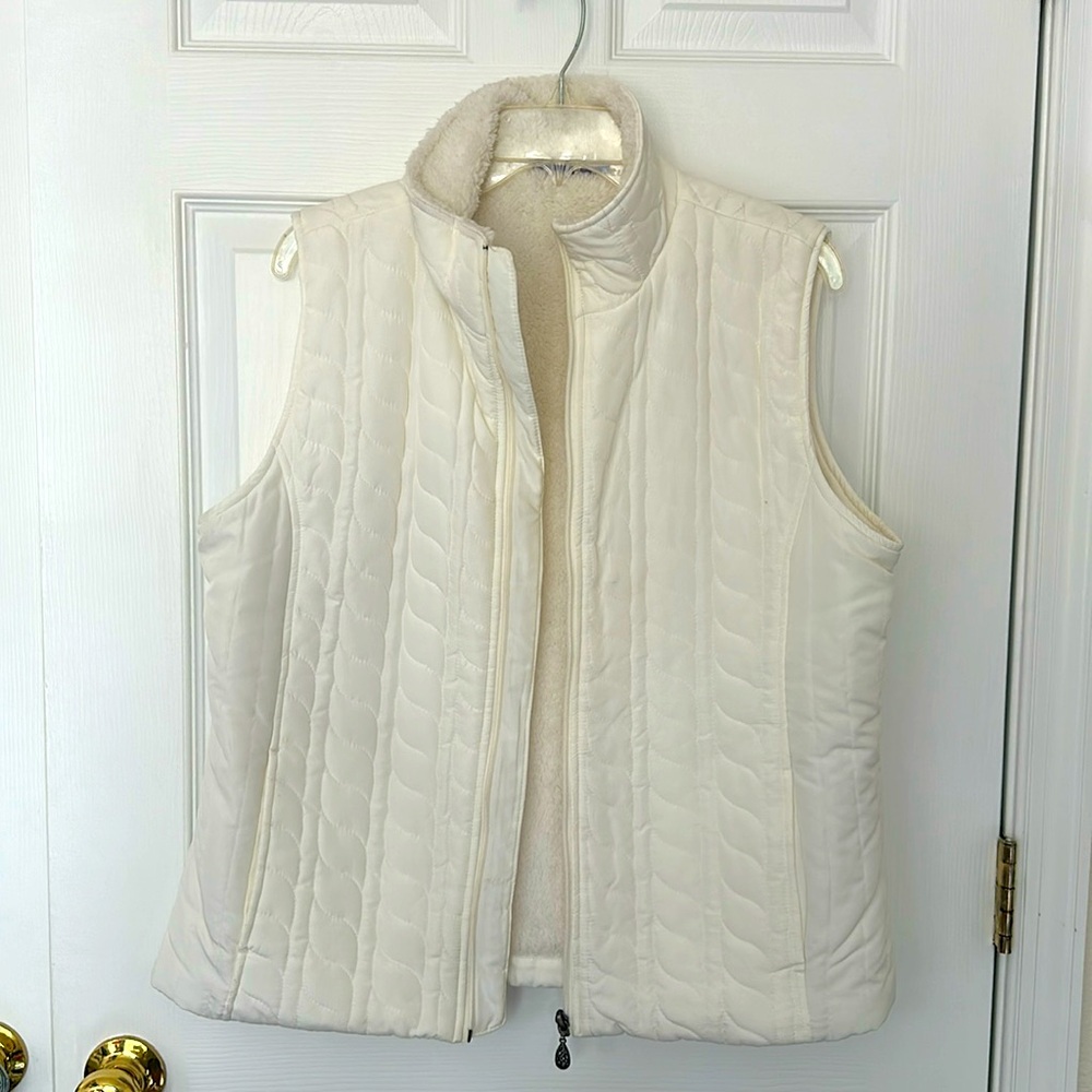 Laura Scott quilted vest size Large